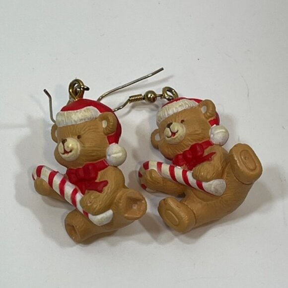 VTG Pair Christmas Sitting Teddy Bear w/Candy Cane Wired Earrings 1"x1.25" - Picture 4 of 9